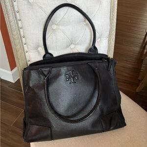 Tory Burch Black Leather Tote with Classic Design